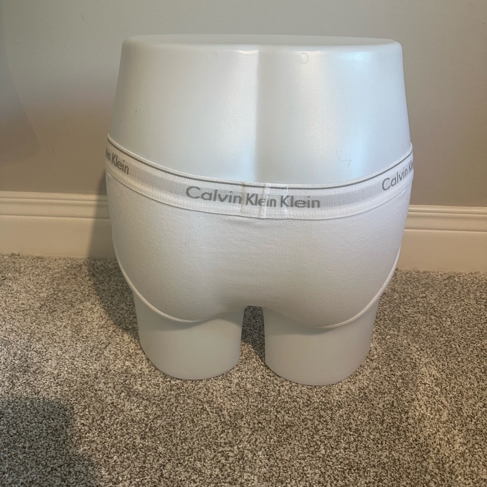 NEW Calvin Klein Men's White Underwear - Picture 2 of 2